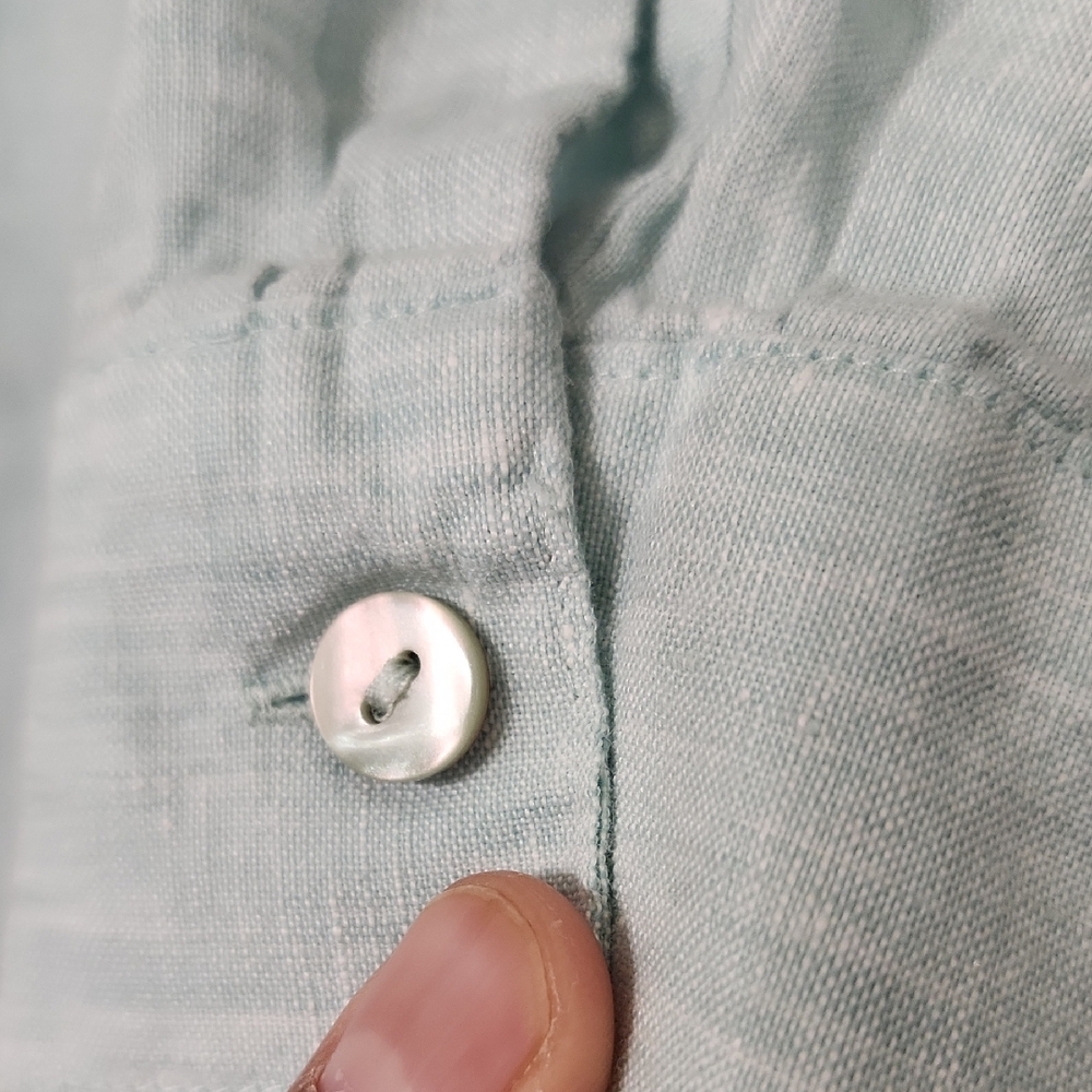 Chico's Light Mint Button-Up Blouse - image 7